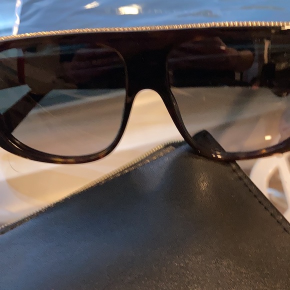 😎 🔥❤️Stella Mc Cartney sunglasses 🕶❤️with leather pouch 👝!! - Picture 5 of 11